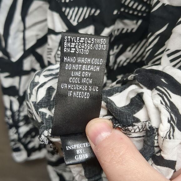 AGB Sleeveless Casual Dress  With Pockets Women's Size Small - Picture 8 of 8